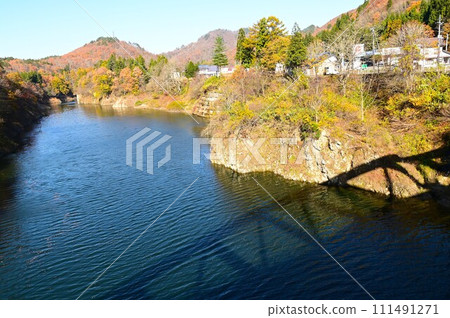 Autumn at Yuda Onsen Gorge 111491271