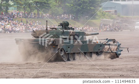 Ground Self-Defense Force Type 90 tank clearing a minefield (training exhibit) 111494635