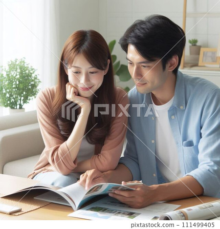 兩個人思考他們的夢想家園 111499405