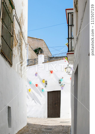 Streets of Arcos de la frontera, pueblos blancos region, Andalusia, Spain, Europe 111507139