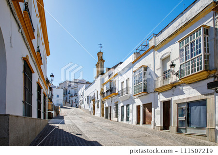 Streets of Arcos de la frontera, pueblos blancos region, Andalusia, Spain, Europe 111507219