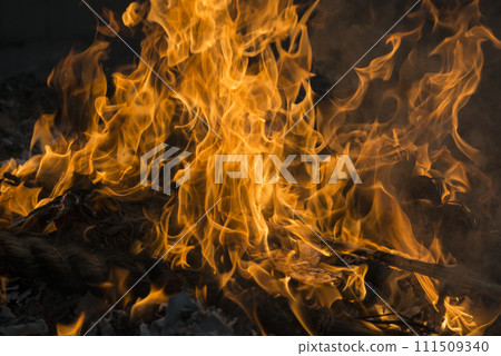 火焰，點燃，火，強大的火焰，熾熱的火焰 111509340