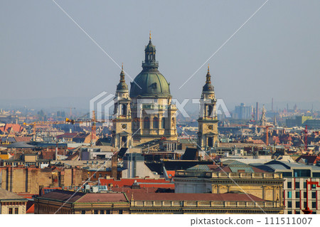 St. Stephen's Basilica in Budapest is landmark of Hungarian St. Stephen's Basilica in Budapest is landmark of Hungarian 111511007
