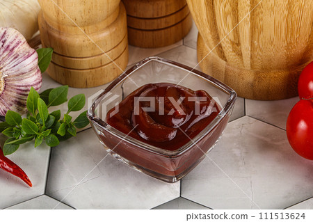 Tasty barbecue sauce in the bowl Tasty barbecue sauce in the bowl 111513624