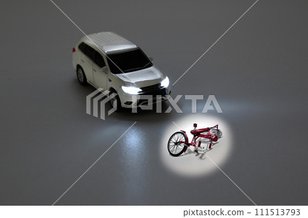 夜間車禍保險圖片 111513793