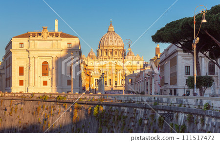 St. Peter's Basilica in Rome at dawn. Vatican. 111517472