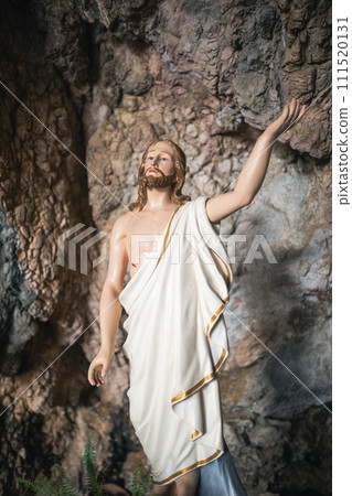 Jesus Christ in the Cave during Easter Jesus Christ in the Cave during Easter 111520131