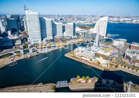 Urban landscape of Minato Mirai, Yokohama, Kanagawa Prefecture 111523101