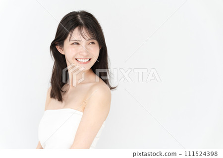 Beauty image of young women Beauty image of young women 111524398