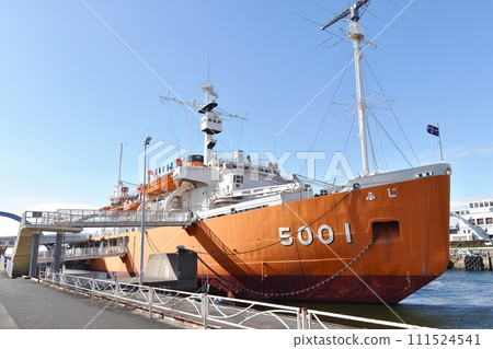 Antarctic observation vessel Fuji Antarctic observation vessel Fuji 111524541
