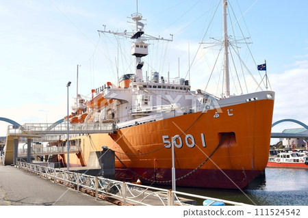 Antarctic observation vessel Fuji Antarctic observation vessel Fuji 111524542