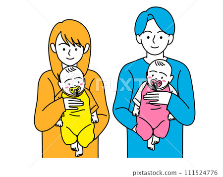 一對夫婦抱著嘴裡含著奶嘴的嬰兒 111524776