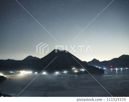 榛名湖和星星 111525570