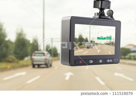 Car CCTV camera video recorder for driving safety on the road Car CCTV camera video recorder for driving safety on the road 111528070