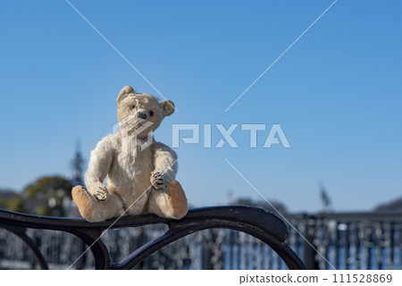 antique teddy bear un verny park 1 antique teddy bear un verny park 1 111528869