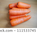 lots of fresh carrots 111533745