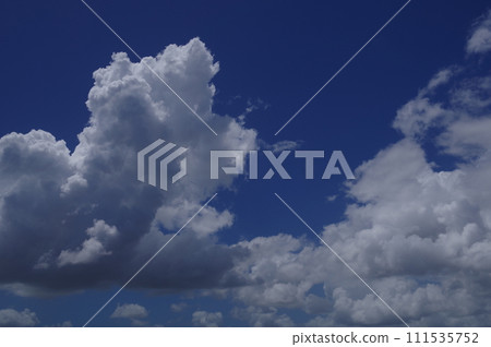 Summer clouds of blue sky and white clouds Cumulus Cotton clouds Majestic cumulus Cumulus 51 111535752