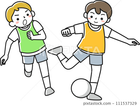 踢足球的男孩 111537329