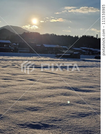 Winter scenery 111538985