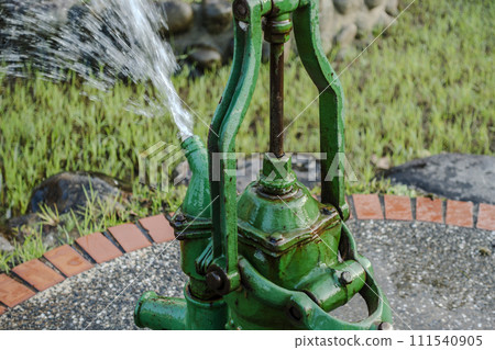 地下水泵浦 111540905