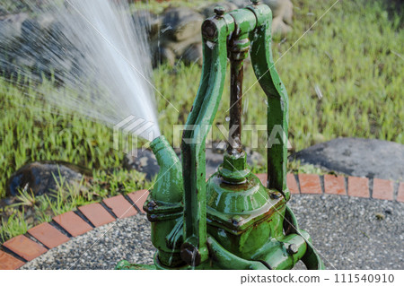 地下水泵浦 111540910