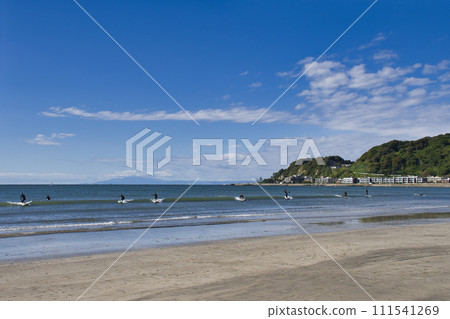 [鎌倉市] 由比濱海灘風景 111541269