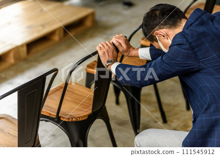Portrait of a middle-aged businessperson Portrait of a middle-aged businessperson 111545912