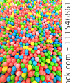 五顏六色的球池 111546861