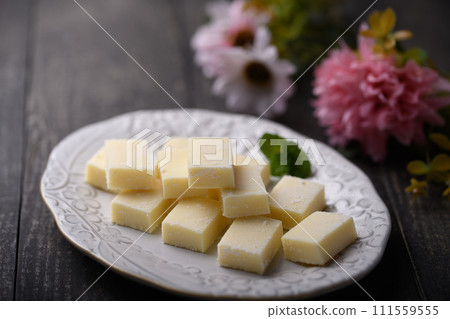 生巧克力 白巧克力 111559555