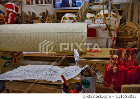 Traditional technique Itoya lantern 111559815