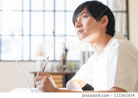 男高中生學習 111562934