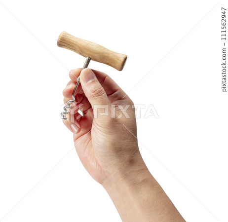 拿著開酒器的男性手 拿著開酒器的男性手 111562947
