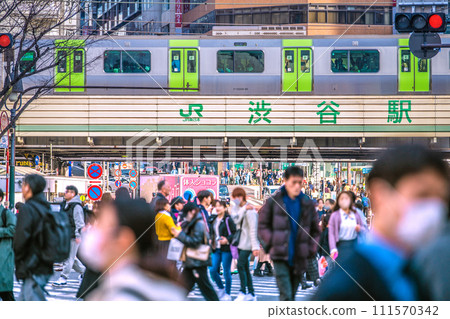 日本東京城市景觀JN.1...零馬的澀谷再次出現...為什麼我們不能了解擴張的原因...馬是不必要的/通風 111570342