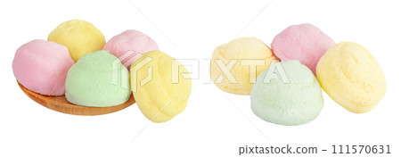 Colorful mini marshmallows in wooden bowl isolated on white background with full depth of field 111570631