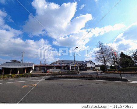 Japan's oldest wooden station building, Zentsuji Station [Zenttsuji City, Kagawa Prefecture] 111570653