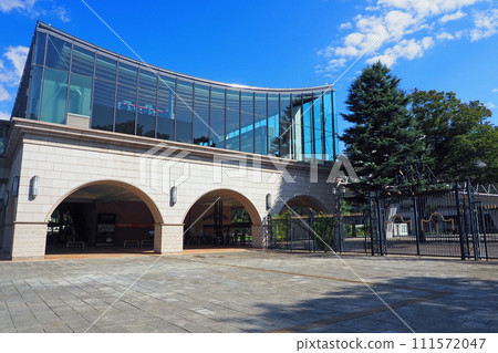 府中東京競馬場正門 111572047