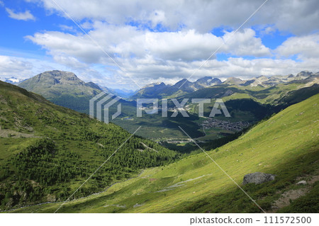 Mountain trail from Muottas Murail to Alp Langard (Graubünden, Switzerland) Mountain trail from Muottas Murail to Alp Langard (Graubünden, Switzerland) 111572500