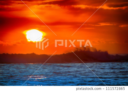 filled with colors of marine tropical sunset. 111572865