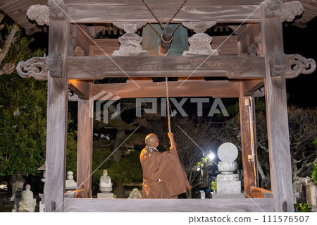 敲響喬亞之鐘的僧侶 111576507