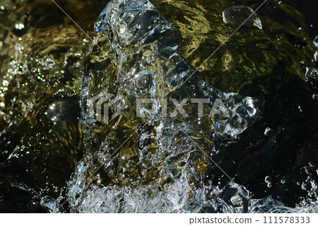Landscape of water flow, water drops, bubbles and light Landscape of water flow, water drops, bubbles and light 111578333