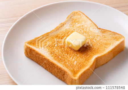  Butter toast 111578548