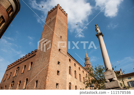 cremona cathedral 111578586