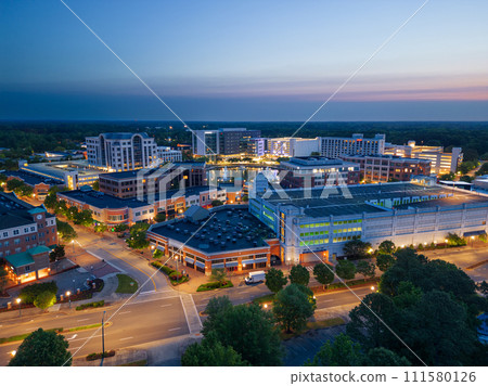 Newport News, Virginia, USA Cityscape at Twilight 111580126