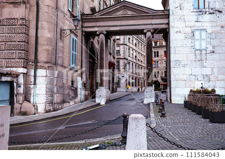Arch in Geneva Old Town Switzerland 111584043
