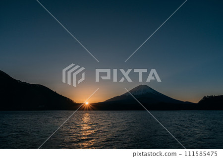 與富士山的第一次日出 111585475