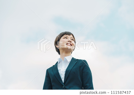 Young woman in a recruitment suit 111587437