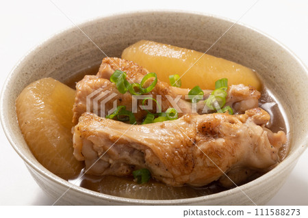 燉雞翅和蘿蔔 燉雞翅和蘿蔔 111588273