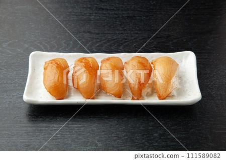 Island sushi 111589082