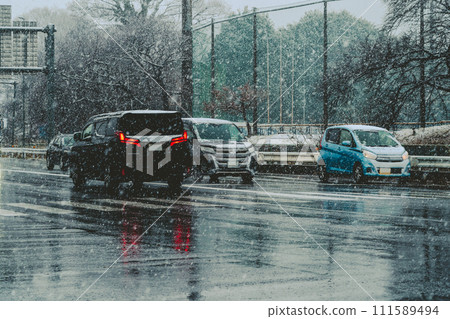 Snowy evening traffic Main road intersection b-4 Film style 111589494