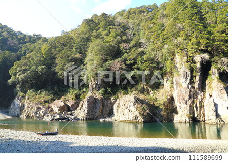 洞羅峽/奈良縣、三重縣、和歌山縣【國家特別名勝吉野熊野國立公園】 洞羅峽/奈良縣、三重縣、和歌山縣【國家特別名勝吉野熊野國立公園】 111589699